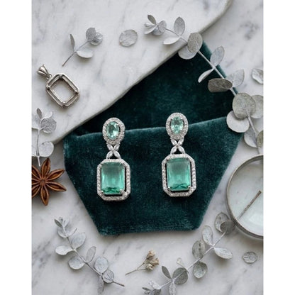 Generic Women's Brass Silver Plated Drop Earrings (Green)