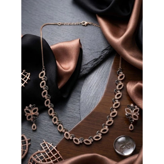 Generic Women's Brass Silver Plated Necklace set (Silver)