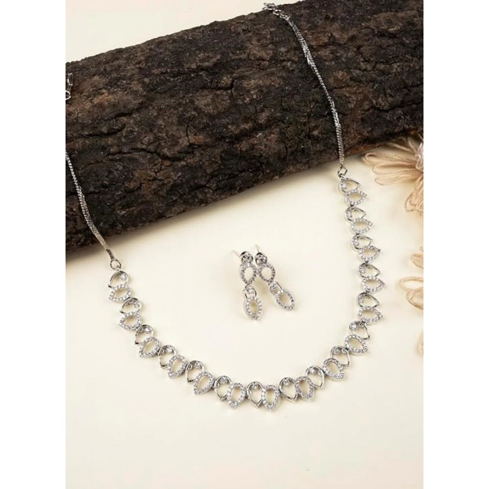 Generic Women's Brass Silver Plated Necklace set (Silver)
